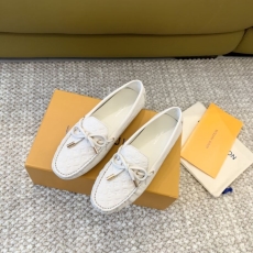 Louis Vuitton Low Shoes